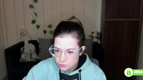 Snapshot of alicia_folow chatting on 02.01.25 Alicia online show from 02.01.25