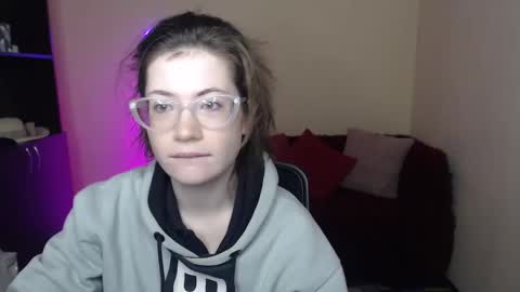 Snapshot of alicia_folow chatting on 02.09.25 Alicia online show from 02.09.25