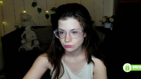 Snapshot of alicia_folow chatting on 02.21.25 Alicia online show from 02.21.25