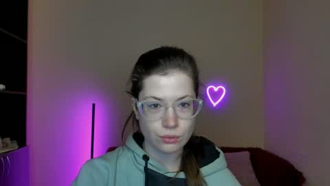 Snapshot of alicia_folow chatting on 03.01.25 Alicia online show from 03.01.25