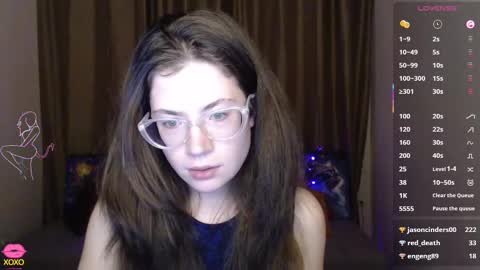 Snapshot of alicia_folow chatting on 03.10.25 Alicia online show from 03.10.25