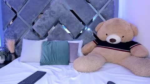 Alice  online show from 12.12.24