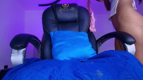 Alicia Kyse  online show from 02.19.26