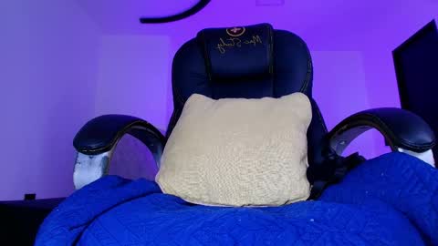 Alicia Kyse  online show from 04.11.26