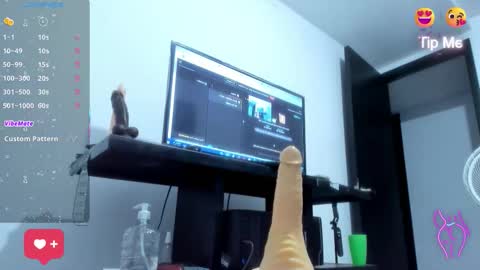 alicia_whittee online show from 10.02.25