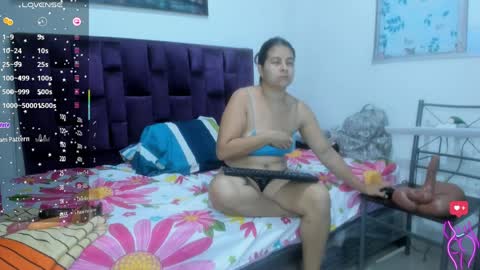 alicia_whittee online show from 04.10.26