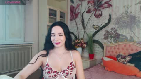 Veronica online show from 12.17.24