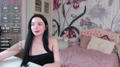 Veronica online show from 11.19.25