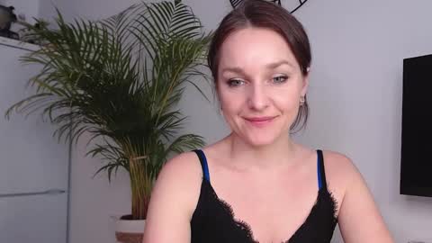 Alicia online show from 02.11.25