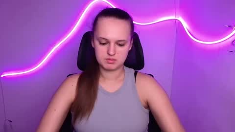 Snapshot of alicie_dream_ chatting on 10.07.25 Alicie online show from 10.07.25