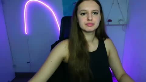 Snapshot of alicie_dream_ chatting on 10.25.25 Alicie online show from 10.25.25