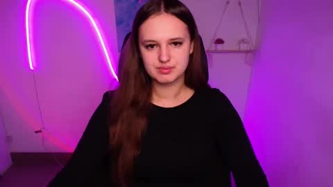 Snapshot of alicie_dream_ chatting on 11.02.25 Alicie online show from 11.02.25