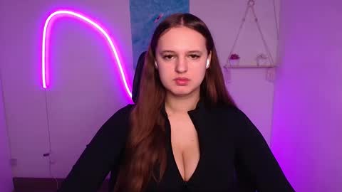 Snapshot of alicie_dream_ chatting on 11.09.25 Alicie online show from 11.09.25