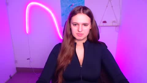 Snapshot of alicie_dream_ chatting on 11.14.25 Alicie online show from 11.14.25