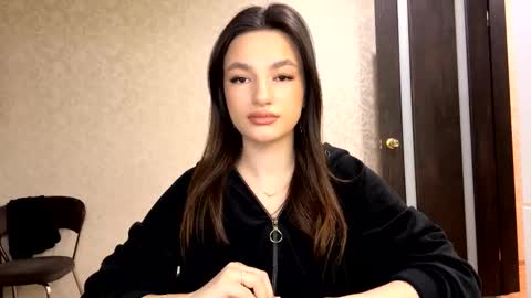 Snapshot of alidagenthner chatting on 02.28.26 Niki online show from 02.28.26