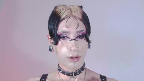     online show from 12.05.24
