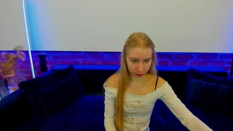 Alina online show from 11.27.25