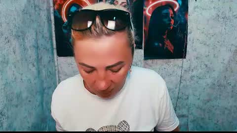 Snapshot of alinafrey_ chatting on 06.27.26 Alina online show from 06.27.26