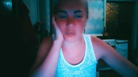 Snapshot of alinafrey_ chatting on 07.04.26 Alina online show from 07.04.26