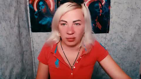 Snapshot of alinafrey_ chatting on 07.24.26 Alina online show from 07.24.26