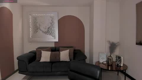 alinakravitz_ online show from 04.07.26