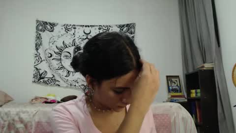 Snapshot of alinawoolf_ chatting on 12.04.24 Ali online show from 12.04.24