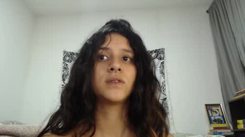Snapshot of alinawoolf_ chatting on 12.26.24 Ali online show from 12.26.24
