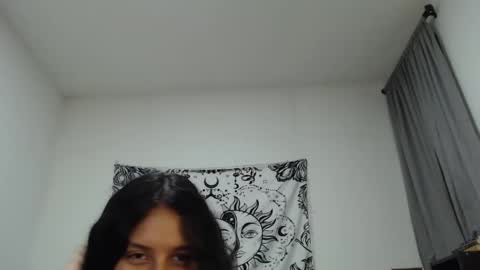 Snapshot of alinawoolf_ chatting on 03.10.25 Ali online show from 03.10.25