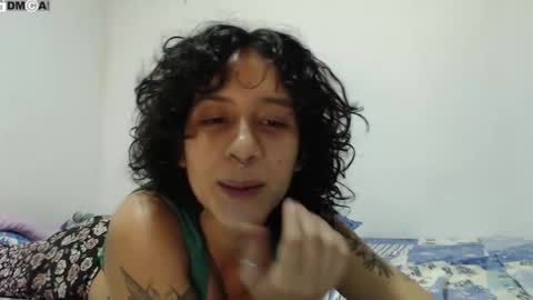 Snapshot of alinawoolf_ chatting on 09.29.25 Ali online show from 09.29.25