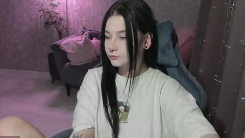 Aline Greeeen online show from 10.07.25