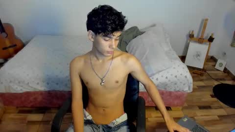 AliotTwink online show from 01.09.26