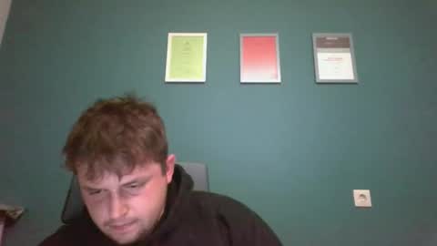 Snapshot of aliprcalica1 chatting on 10.28.25 Chris online show from 10.28.25