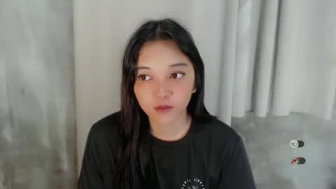 Snapshot of alisa_kiss_ chatting on 12.08.24 Shanti xhey online show from 12.08.24