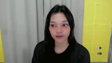 Snapshot of alisa_kiss_ chatting on 12.23.24 Shanti xhey online show from 12.23.24