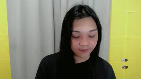 Snapshot of alisa_kiss_ chatting on 12.24.24 Shanti xhey online show from 12.24.24