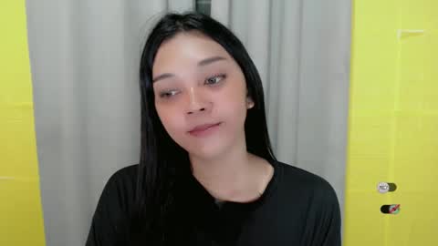 Snapshot of alisa_kiss_ chatting on 12.24.24 Shanti xhey online show from 12.24.24