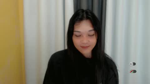 Snapshot of alisa_kiss_ chatting on 01.05.25 Shanti xhey online show from 01.05.25