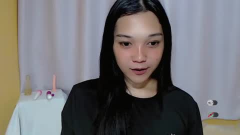 Snapshot of alisa_kiss_ chatting on 01.11.25 Shanti xhey online show from 01.11.25