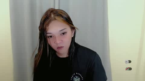 Snapshot of alisa_kiss_ chatting on 01.25.25 Shanti xhey online show from 01.25.25