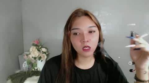 Snapshot of alisa_kiss_ chatting on 02.04.25 Shanti xhey online show from 02.04.25