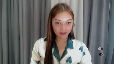 Snapshot of alisa_kiss_ chatting on 02.09.25 Shanti xhey online show from 02.09.25