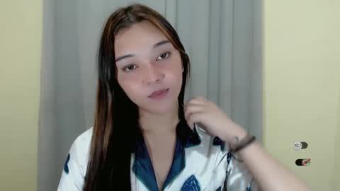 Snapshot of alisa_kiss_ chatting on 02.14.25 Shanti xhey online show from 02.14.25