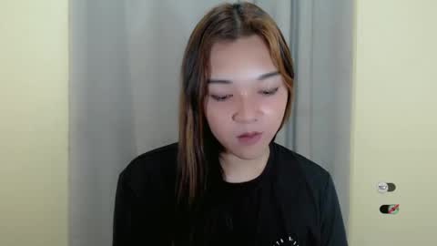 Snapshot of alisa_kiss_ chatting on 02.17.25 Shanti xhey online show from 02.17.25