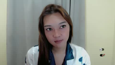 Snapshot of alisa_kiss_ chatting on 02.19.25 Shanti xhey online show from 02.19.25