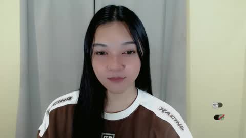 Snapshot of alisa_kiss_ chatting on 03.02.25 Shanti xhey online show from 03.02.25