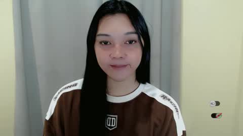 Snapshot of alisa_kiss_ chatting on 03.03.25 Shanti xhey online show from 03.03.25