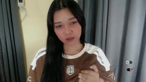 Snapshot of alisa_kiss_ chatting on 03.12.25 Shanti xhey online show from 03.12.25