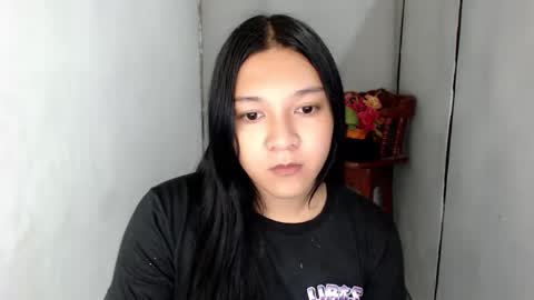 Snapshot of alisa_kiss_ chatting on 09.12.25 Shanti xhey online show from 09.12.25