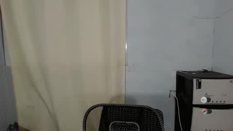 Shanti xhey online show from 12.23.25