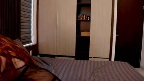 Alice                                   Fansly Alisa01 online show from 09.30.25